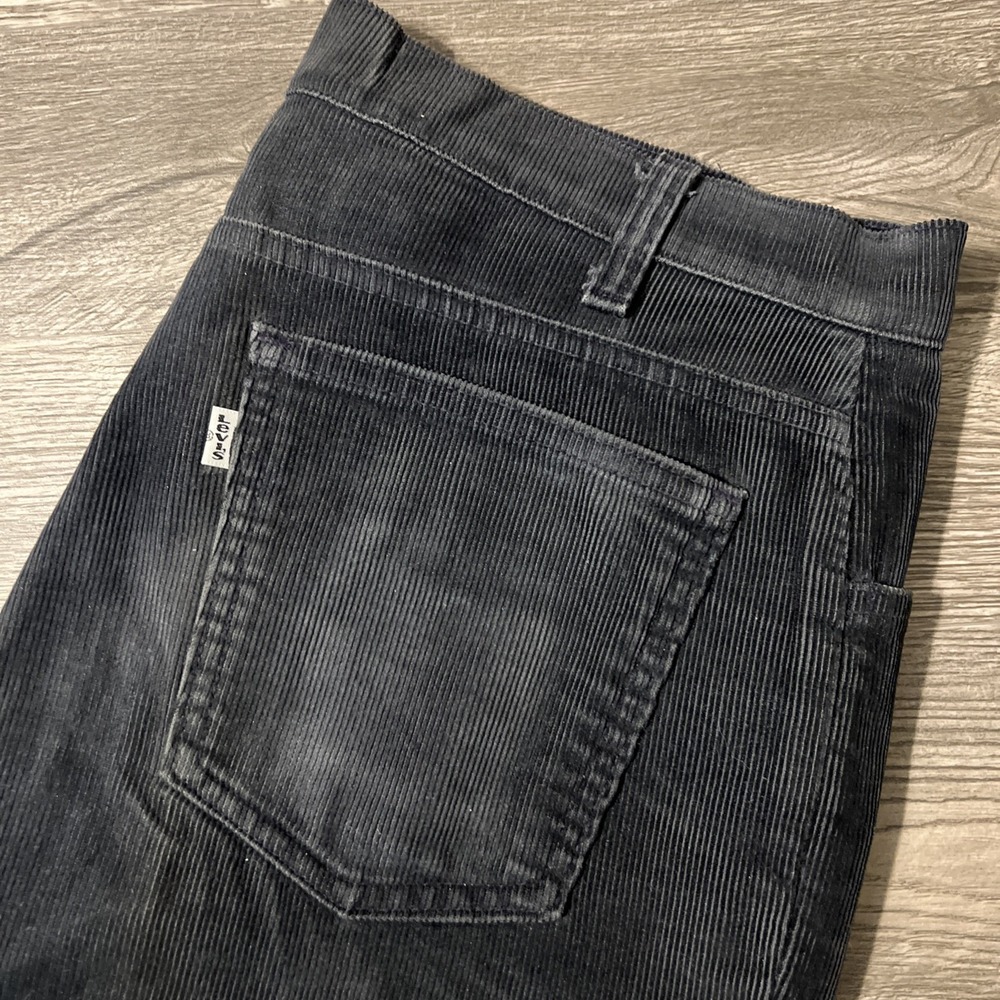 Vintage Levi's 519-1517 Straight Leg Gray Corduroy Pants 33x30 (33x28) USA Made